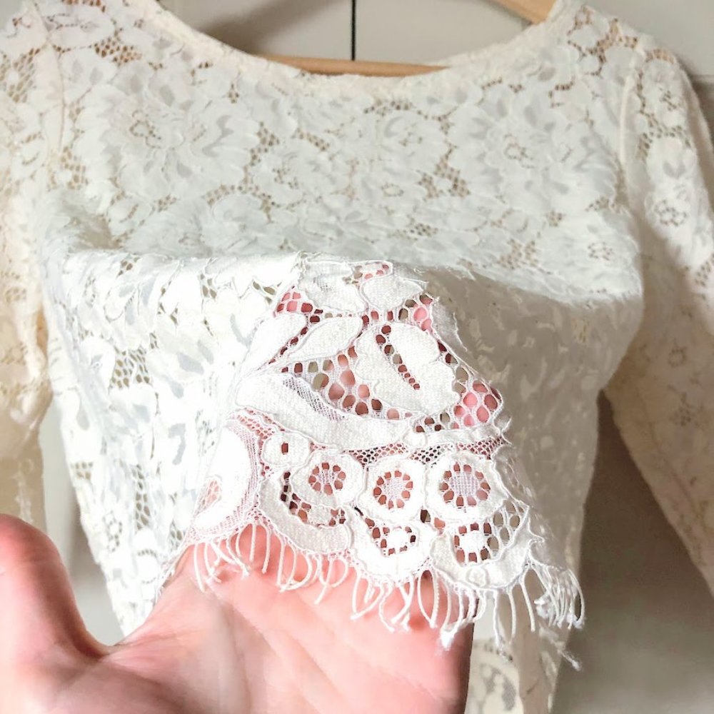 ✨ HP ✨Club Monaco Leatrice Lace Blouse - Picture 9 of 11